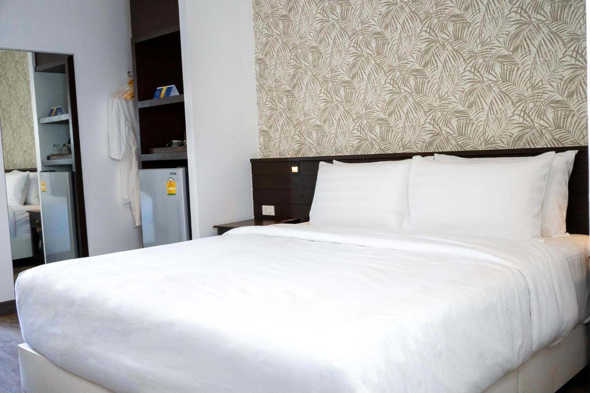 King Room with Garden View